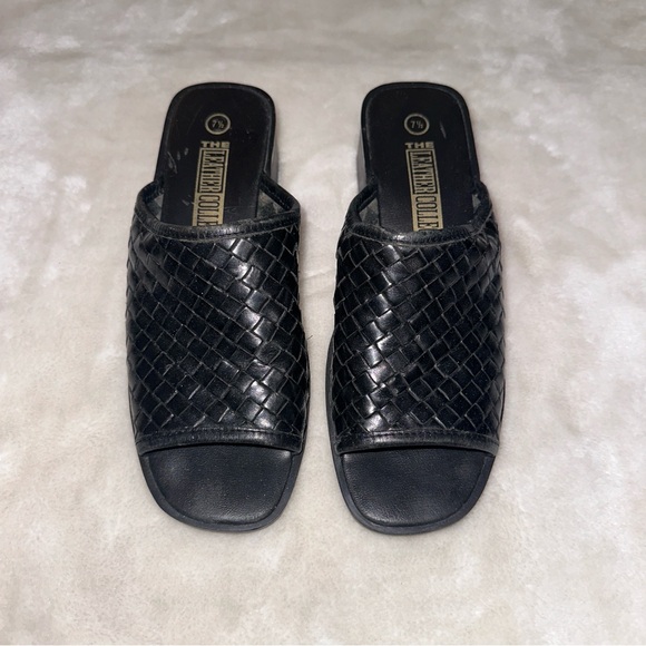 The Leather Collection Black Woven Leather Slide Chunky Heel Sandals Size 7.5 - Picture 5 of 13